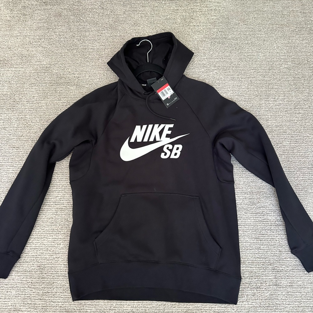 Nike SB Black Hoodie, Brand new with tags, never worn, size large